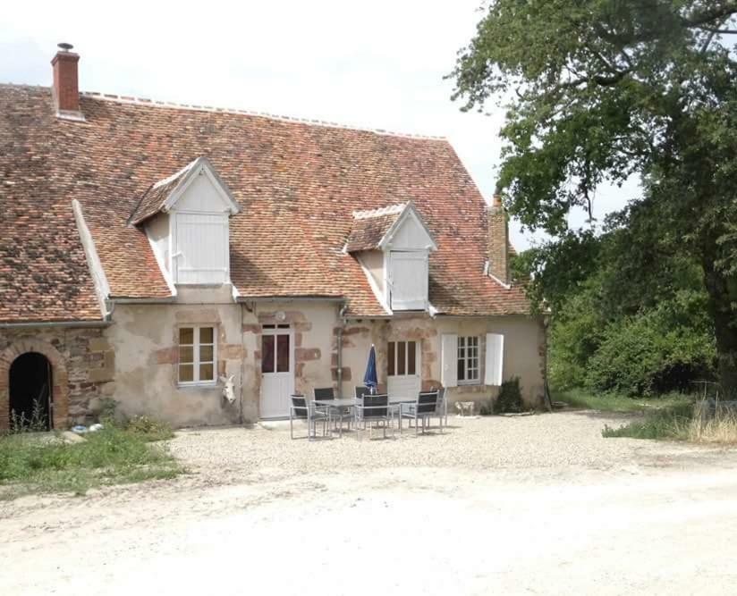 Maison Du Jardinier Epineuil-le-Fleuriel Luaran gambar